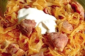 cabbage, ham, leg of pork, onion, meat, spicy, smoked, bacon, Transilvanian goulash, clotted cream, sour cream, fat, paprika, bay leaf, pepper, food, one-course meal, popular, folk, delicious, lunch, dinner, CD 0021, Kiss Lszl, Lszl Kiss