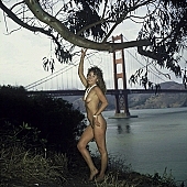 naturist girl, photo, foto, taking photographs, nude photo, nudist, naturist, posture, woman, happy, naturist woman, USA, San Francisco, Golden Gate, white, white necklace, white bracelet, naked body, freikrperkultur, INF, in a state of nature, in the buff, in the nude, dame, lady, pretty woman, nudist girl, naked, stripped, girl, young, coast, fkk, naturist young, attitude, pose, photographer, Lands end, sea, billows, deep, nude, nudity, body, nude woman, nakedness, tree, modell, smile, naturism, nudism, curl, hair, waterfront, CD 0104, 24