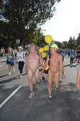 nudist friends, naked running, naturist friends, sport, motion, have naked legs, nudist lady, balloon, attention rising, running match, naturist participiant, nudist group, covenant, group, ING Bay to breakers, San Francisco, naturists, naturist group, naturist programme, nudist runner, women, gents, men, naked, stripped, programme, every year, above age limit, body painting, running, walking, special feeling, Heilberg, nude runner, chirpy, nude people, CD 0073